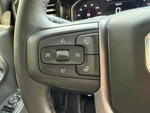Used 2025 GMC Sierra 1500 Elevation AWD/4WD image 14