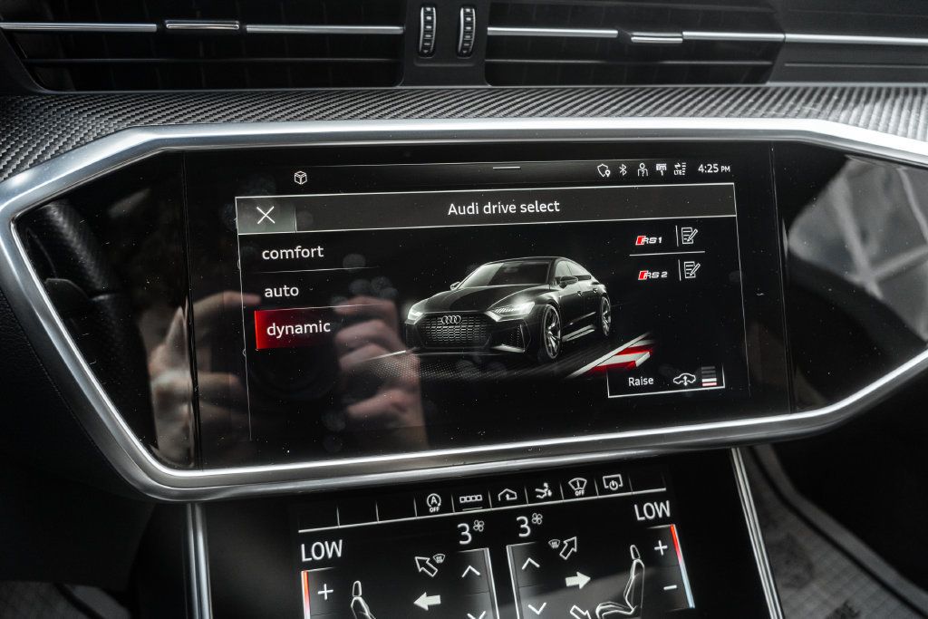 Used 2021 Audi RS 7 Sportback AWD/4WD image 20