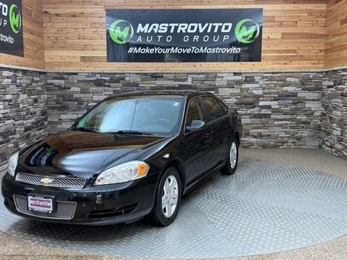Used 2014 Chevrolet Impala LT w/ LT Sunroof Package FWD image 4
