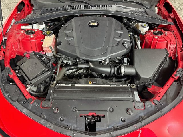 Used 2023 Chevrolet Camaro LT RWD image 36