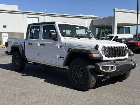 New 2026 Jeep Gladiator Sport AWD/4WD image 14