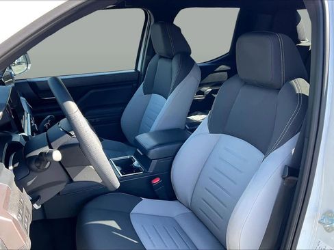 New 2026 Toyota Tacoma TRD Off-Road image 9