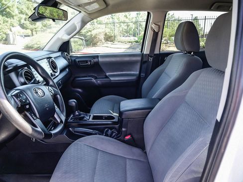 Used 2023 Toyota Tacoma SR image 22