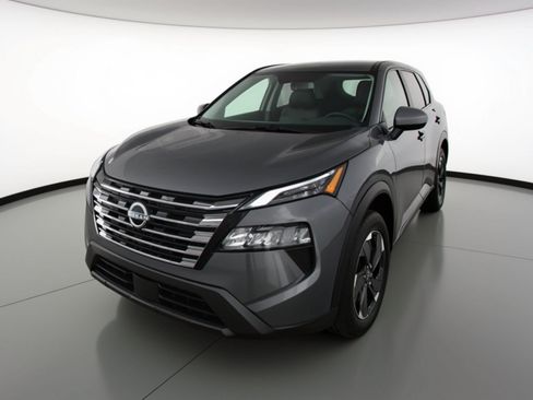 Used 2025 Nissan Rogue SV FWD image 3