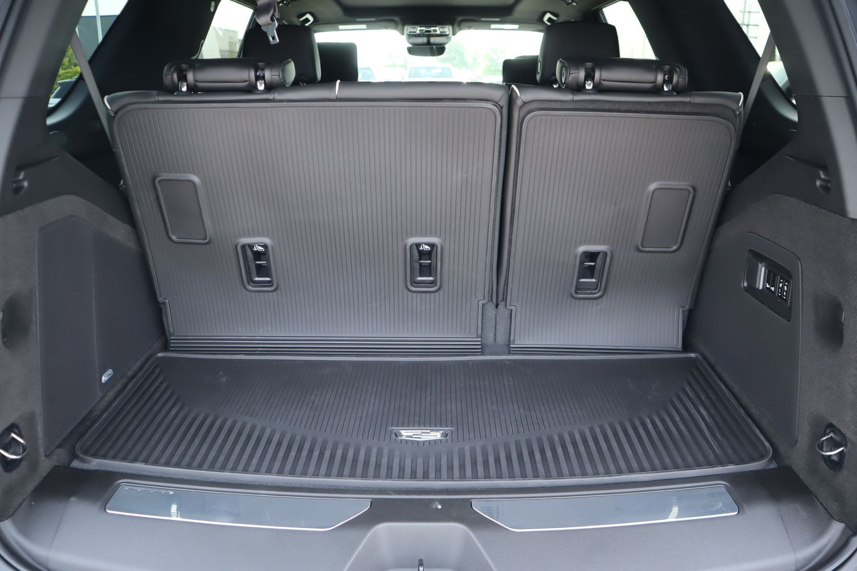 New 2026 Cadillac Escalade Sport w/ Touring Package AWD/4WD image 32