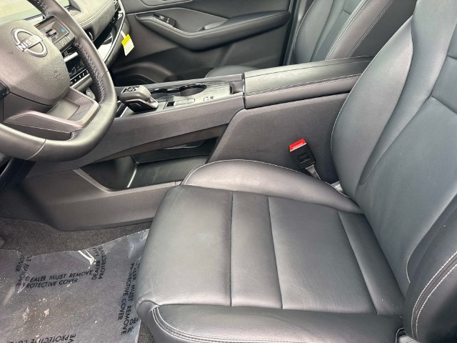 Used 2026 Nissan Rogue SL FWD image 19