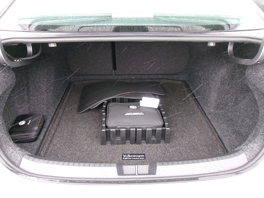 Used 2020 Volkswagen Jetta SE w/ SE Cold Weather Package FWD image 11
