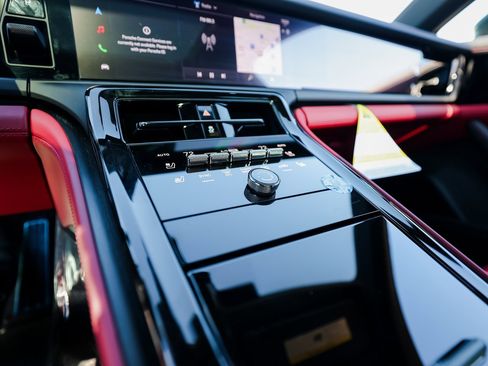 New 2026 Porsche Panamera 4S image 20