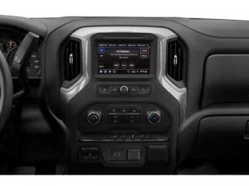 Used 2021 Chevrolet Silverado 2500 Custom w/ Custom Value Package image 13
