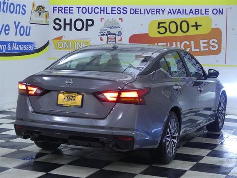 Used 2025 Nissan Altima 2.5 SV image 7