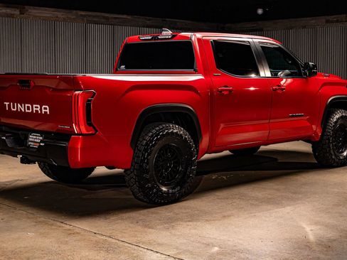 Used 2026 Toyota Tundra Limited image 10