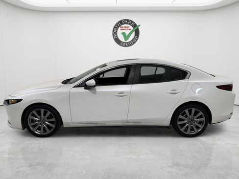 Used 2022 MAZDA MAZDA3 s AWD/4WD image 2
