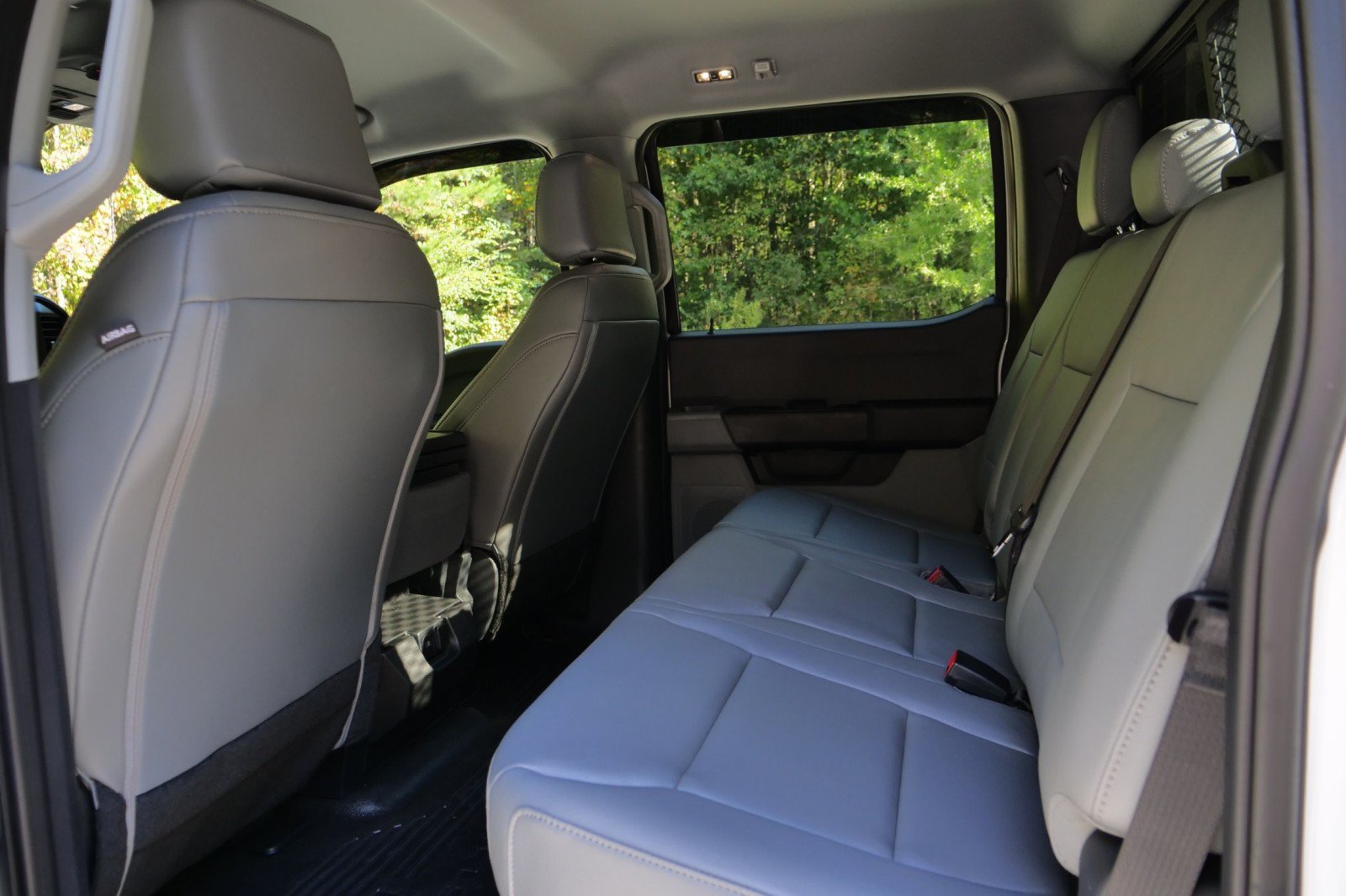 Used 2025 Ford F550 4x4 Crew Cab Super Duty w/ XL Chrome Package image 22