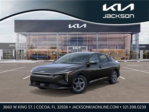 New 2025 Kia K4 FWD image 1