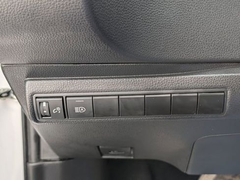 Used 2024 Toyota Corolla LE FWD image 22
