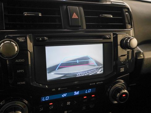 Used 2019 Toyota 4Runner Limited AWD/4WD image 21