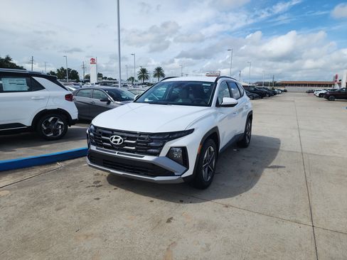 Used 2026 Hyundai Tucson SEL Plus FWD image 3
