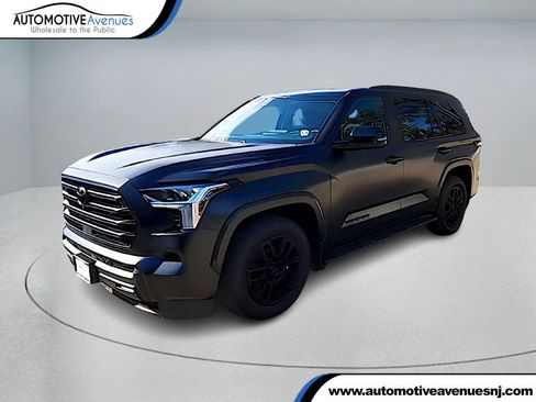 Used 2024 Toyota Sequoia SR5 w/ SR5 Premium Package image 1
