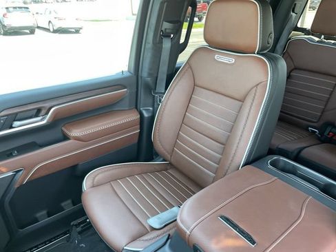 New 2026 GMC Sierra 2500 Denali Ultimate w/ Max Trailering Package AWD/4WD image 24