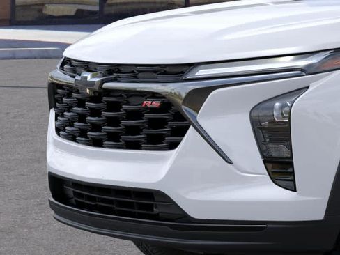 New 2026 Chevrolet Trax RS w/ Driver Confidence Package FWD image 13