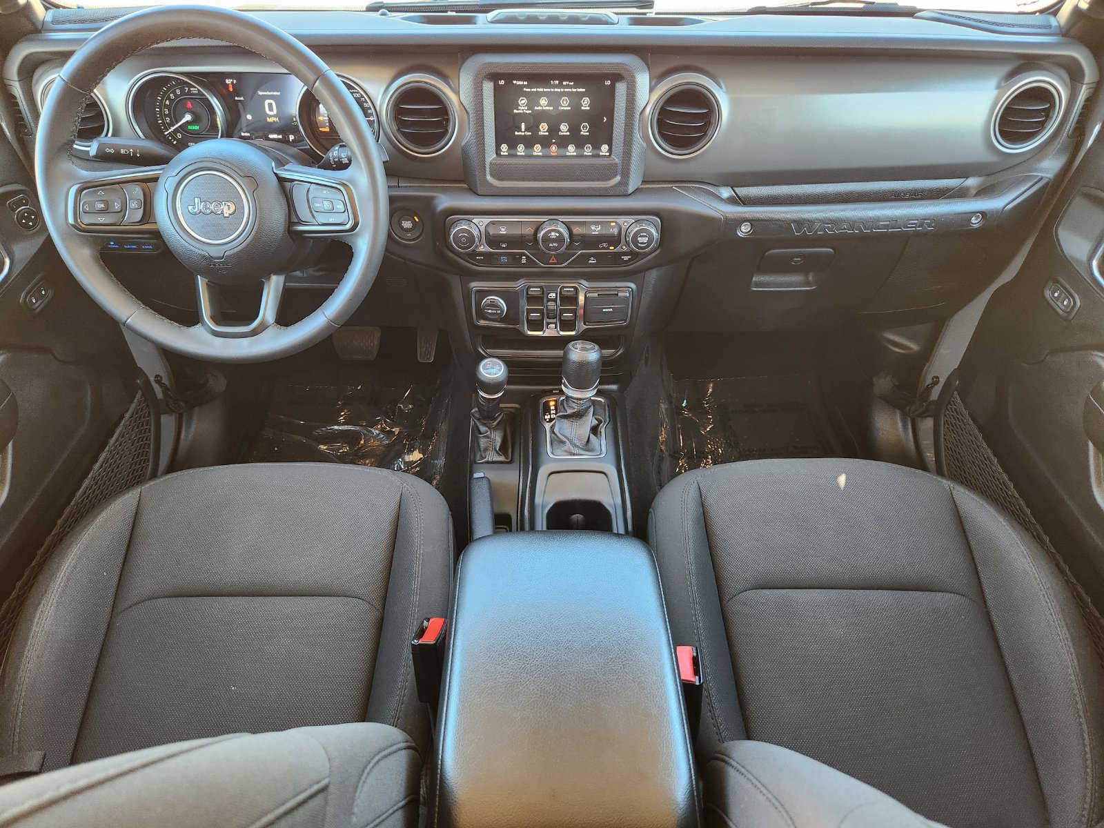 Used 2023 Jeep Wrangler Unlimited AWD/4WD image 34