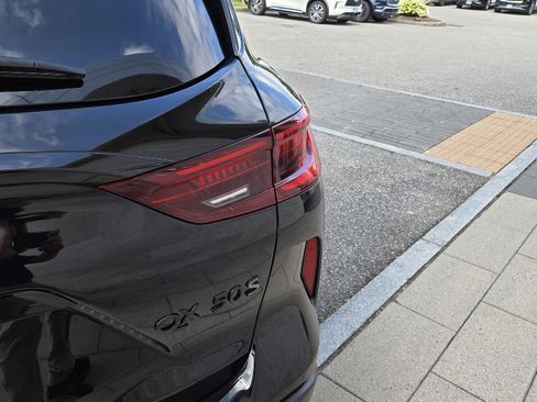 Certified 2023 INFINITI QX50 Sport w/ Cargo Package image 12