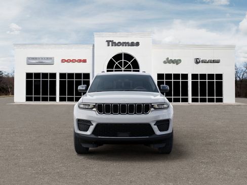 New 2026 Jeep Grand Cherokee Laredo X image 6