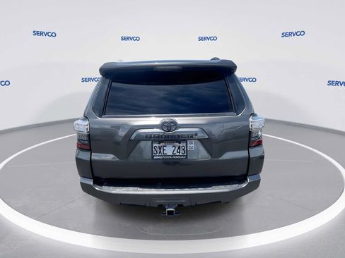 Used 2016 Toyota 4Runner SR5 RWD image 7