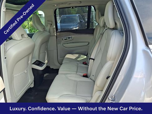 Certified 2023 Volvo XC90 B6 Ultimate w/ Protection Package Premier AWD/4WD image 11