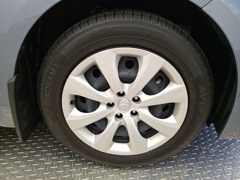 Used 2022 Toyota Corolla LE FWD image 26