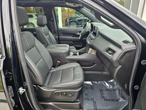 Used 2024 Chevrolet Tahoe RST w/ Luxury Package AWD/4WD image 11