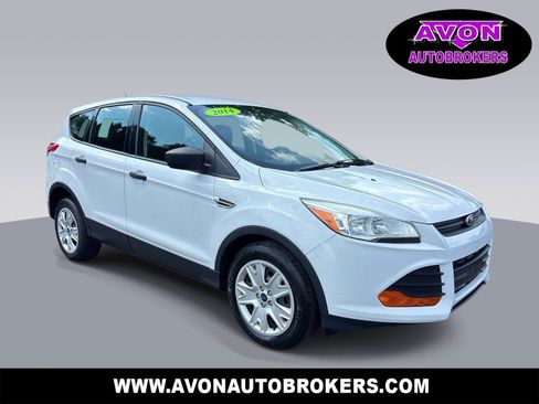 Used 2014 Ford Escape S FWD image 1