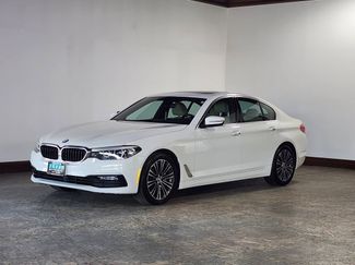 Used 2017 BMW 530i xDrive image 1