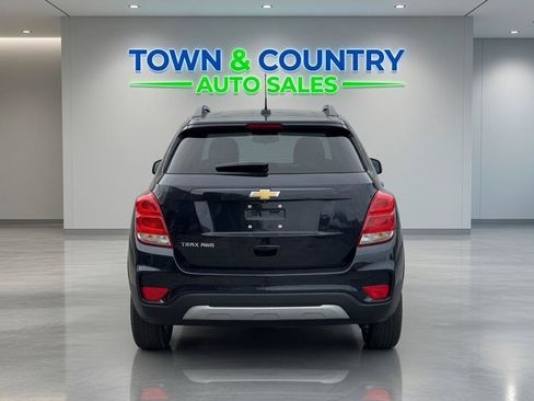 Used 2021 Chevrolet Trax LT AWD/4WD image 4