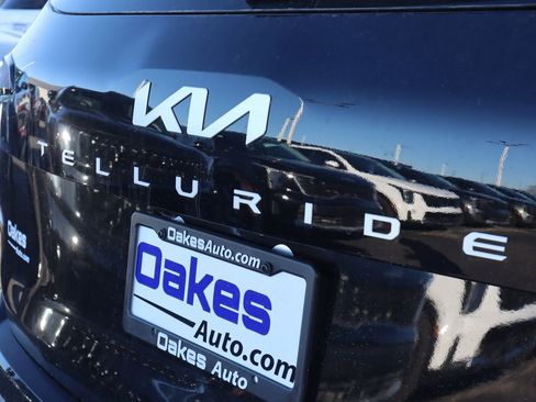 New 2025 Kia Telluride EX image 8