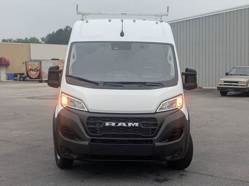 Used 2024 RAM ProMaster 2500 FWD image 3