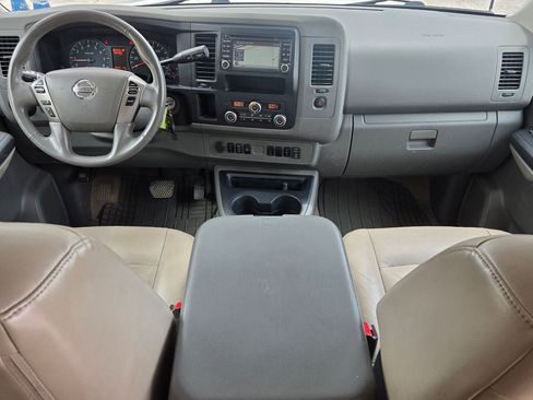 Used 2020 Nissan NV 3500 SL RWD image 17