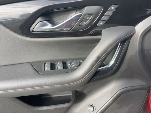 Used 2021 Chevrolet Blazer RS w/ Enhanced Convenience Package image 11