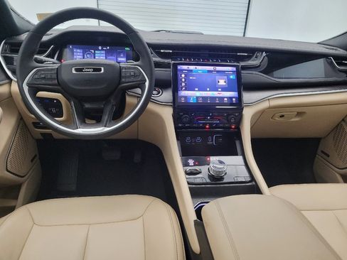 Used 2024 Jeep Grand Cherokee Limited 4xe image 22