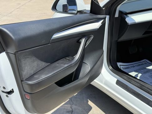 Used 2023 Tesla Model 3 Standard Range RWD image 12