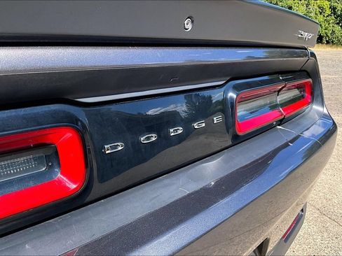Used 2010 Dodge Challenger SRT8 w/ SRT Option Group II RWD image 33