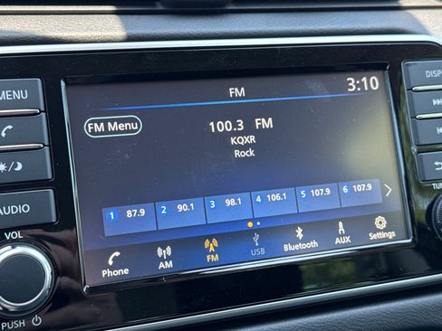 Used 2025 Nissan Versa S w/ S Plus Package image 19