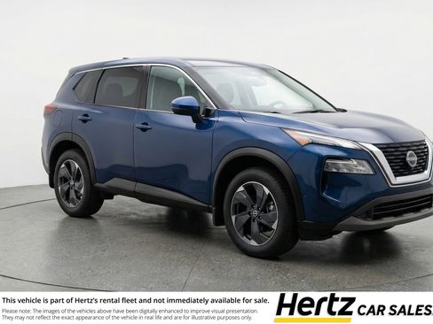 Used 2025 Nissan Rogue SV AWD/4WD image 1