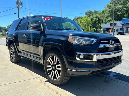 Used 2020 Toyota 4Runner Limited AWD/4WD image 1