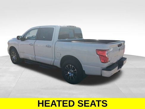 Used 2021 Nissan Titan SV w/ SV Convenience Package RWD image 4