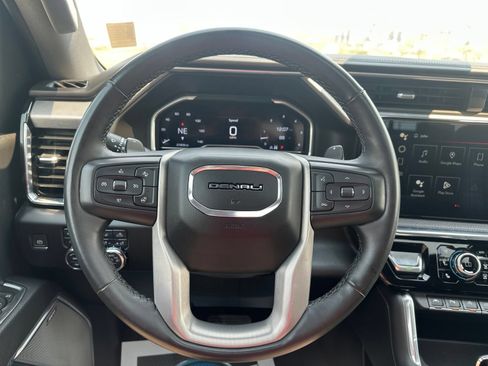 Used 2024 GMC Sierra 1500 Denali w/ Denali Reserve Package AWD/4WD image 13