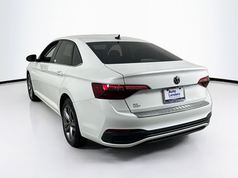 Used 2022 Volkswagen Jetta SE image 7