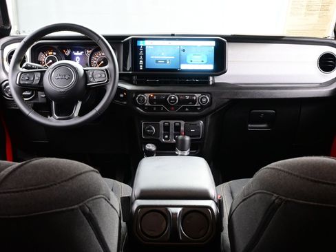Used 2024 Jeep Wrangler Sport S image 15