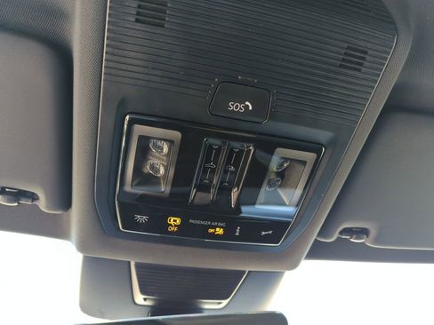 New 2026 Volkswagen Tiguan SE R-Line image 26