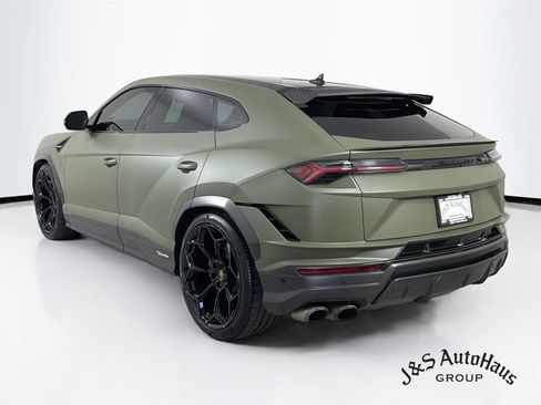 Used 2023 Lamborghini Urus Performante AWD/4WD image 5